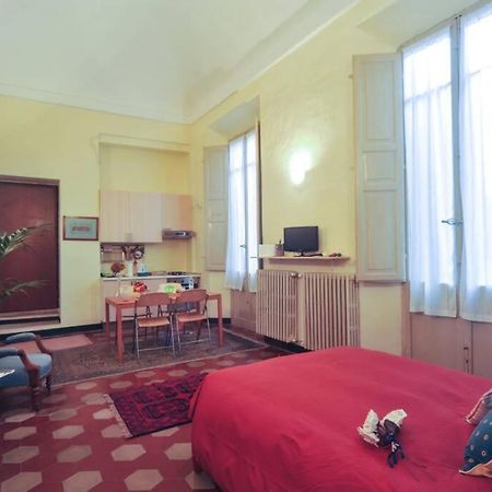 Cozy Apartment In Palazzo Malaspina Piacenza Exterior foto